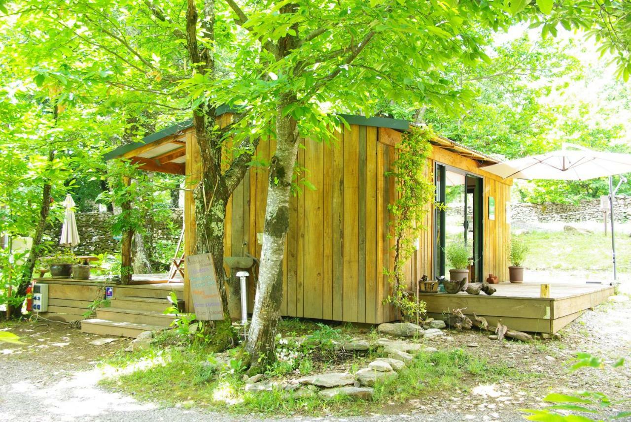 Camping La Châtaigneraie Gravieres Exterior foto